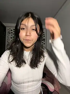 LiLy kIndly online show from 11-16-25, 12:16