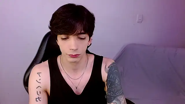 H3ll B0I online show from 06-16-26, 05:10