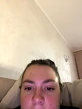 DearAlise online show from 10-15-25, 10:04