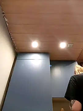 Astrid-Gilbert online show from 02-15-25, 04:34