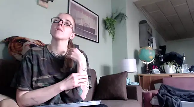 Astrid-Gilbert online show from 02-26-25, 12:03