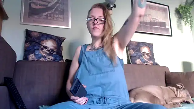 Astrid-Gilbert online show from 03-18-25, 08:36