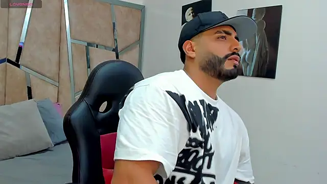 LeandroRusso online show from 01-29-25, 07:32