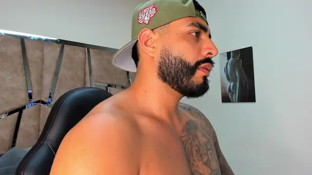 LeandroRusso online show from 02-24-25, 12:41