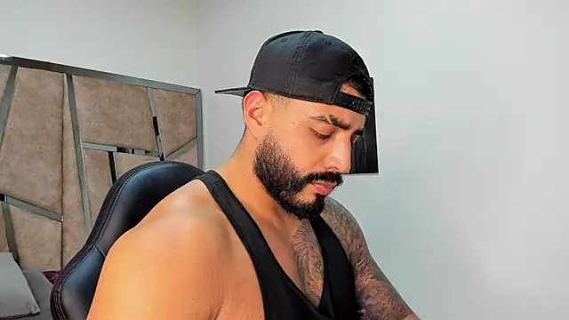 LeandroRusso online show from 03-02-25, 09:01