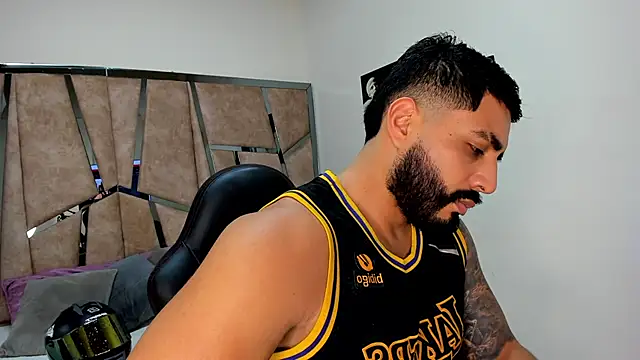 LeandroRusso online show from 03-11-25, 09:15