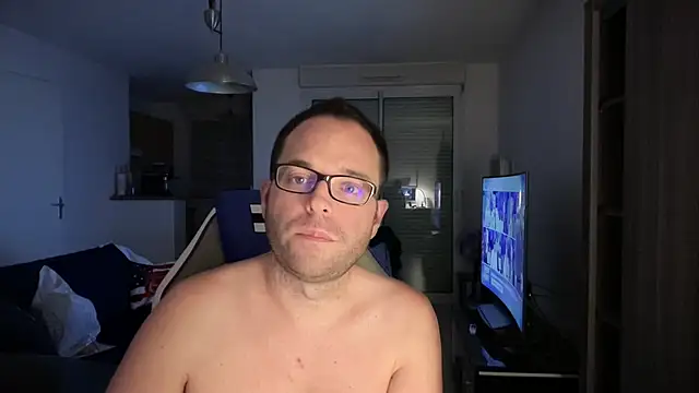Snapshot of Funnyjul31 chatting on 02-06-25, 07:07 Funnyjul31 online show from 02-06-25, 07:07