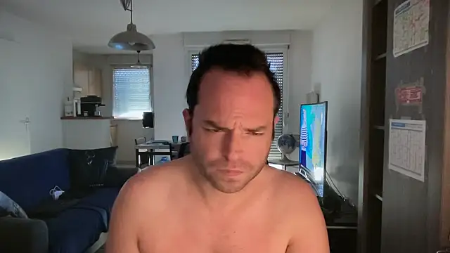 Snapshot of Funnyjul31 chatting on 11-22-25, 12:59 Funnyjul31 online show from 11-22-25, 12:59