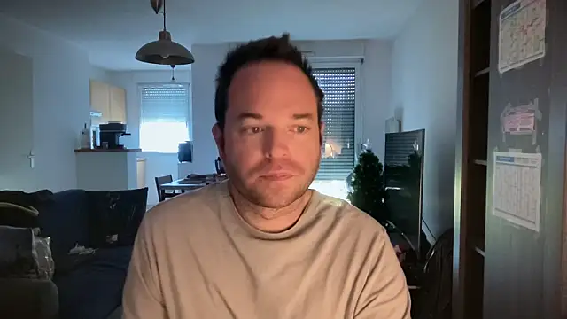 Snapshot of Funnyjul31 chatting on 11-27-25, 10:39 Funnyjul31 online show from 11-27-25, 10:39