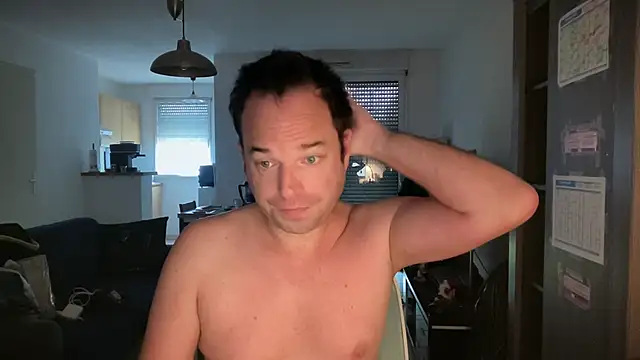 Snapshot of Funnyjul31 chatting on 11-28-25, 11:13 Funnyjul31 online show from 11-28-25, 11:13