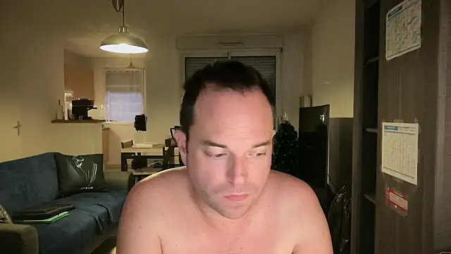 Snapshot of Funnyjul31 chatting on 12-02-25, 04:24 Funnyjul31 online show from 12-02-25, 04:24