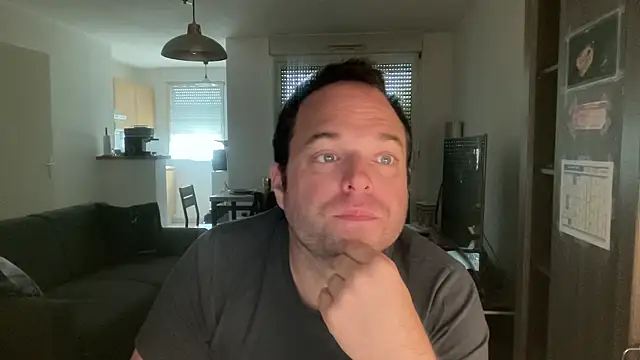 Funnyjul31 online show from 04-03-26, 09:07