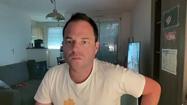 Funnyjul31 online show from 04-19-26, 01:10