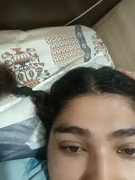 naina78910 online show from 10-23-25, 10:25