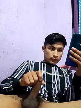 Snapshot of EduardoEspinoza12 chatting on 12-03-25, 08:45 EduardoEspinoza12 online show from 12-03-25, 08:45