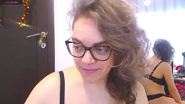 Ju-Hot online show from 01-23-25, 02:39