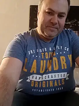 Pourleplasirs online show from 02-16-25, 01:25