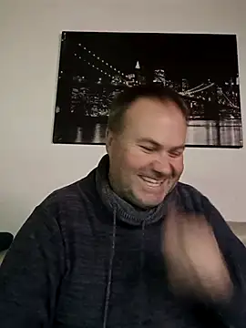 Pourleplasirs online show from 11-28-25, 10:56