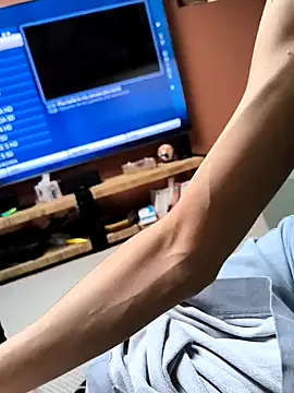 Snapshot of mialovelybb chatting on 01-30-25, 11:55 mialovelybb online show from 01-30-25, 11:55