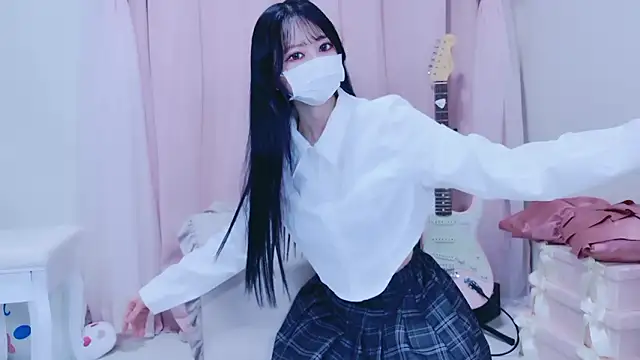 Snapshot of Megu-mimi chatting on 01-18-26, 07:01 Megu-mimi online show from 01-18-26, 07:01