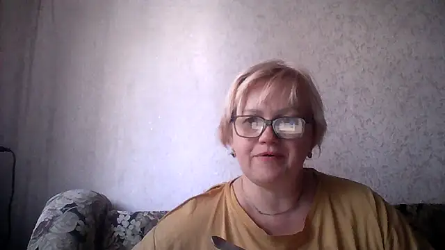 Snapshot of Mayya4321 chatting on 04-27-26, 12:58 Mayya4321 online show from 04-27-26, 12:58