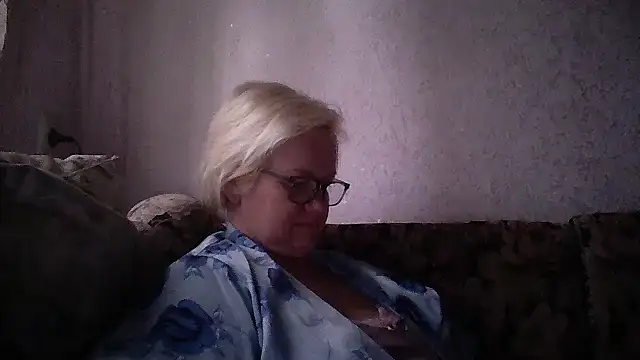 Snapshot of Mayya4321 chatting on 05-30-26, 06:43 Mayya4321 online show from 05-30-26, 06:43