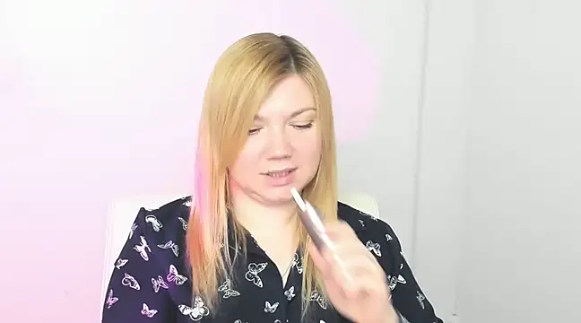 Lola moree online show from 03-18-25, 12:25