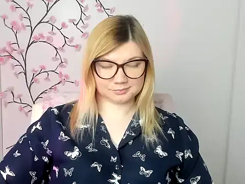 Lola moree online show from 03-19-26, 12:42