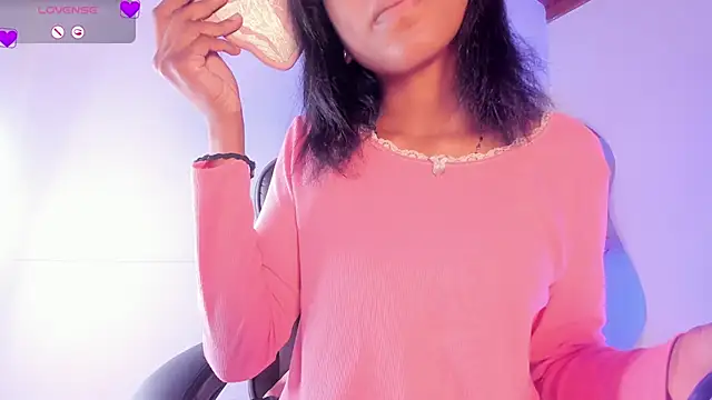 Snapshot of Zaira_Rose_ chatting on 09-09-25, 12:48 Zaira Rose online show from 09-09-25, 12:48