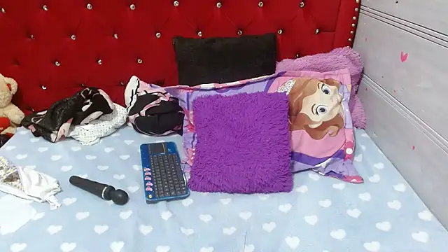 Ariasmithog online show from 02-28-26, 09:21