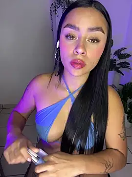 Snapshot of meli_ortiz_ chatting on 02-10-26, 02:21 meli ortiz online show from 02-10-26, 02:21