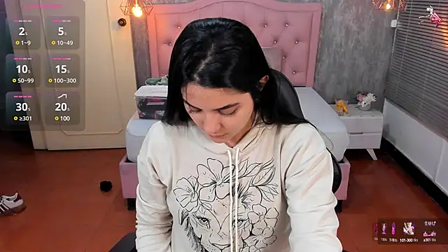 Hadley  online show from 02-10-25, 04:19