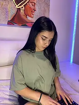 eileensophi online show from 02-28-25, 03:04