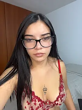 Snapshot of eileensophi chatting on 07-25-26, 03:37 eileensophi online show from 07-25-26, 03:37