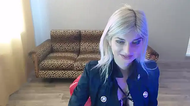 SexyBeatriice online show from 02-17-25, 07:26