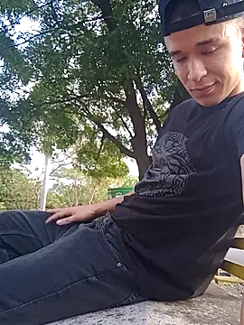 arevalo1124 online show from 09-30-25, 09:53