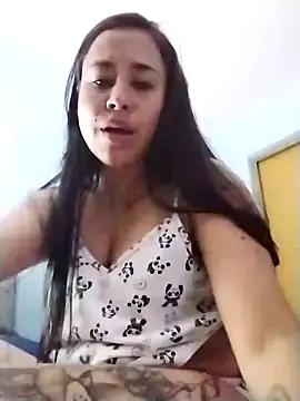 Snapshot of kamila_lovee chatting on 02-06-25, 03:16 kamila lovee online show from 02-06-25, 03:16