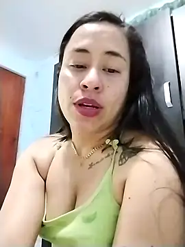 Snapshot of kamila_lovee chatting on 02-08-25, 05:08 kamila lovee online show from 02-08-25, 05:08