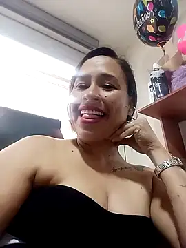 Snapshot of kamila_lovee chatting on 03-04-25, 08:05 kamila lovee online show from 03-04-25, 08:05