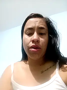 Snapshot of kamila_lovee chatting on 03-19-25, 01:07 kamila lovee online show from 03-19-25, 01:07