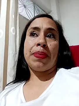 Snapshot of kamila_lovee chatting on 03-19-25, 10:20 kamila lovee online show from 03-19-25, 10:20