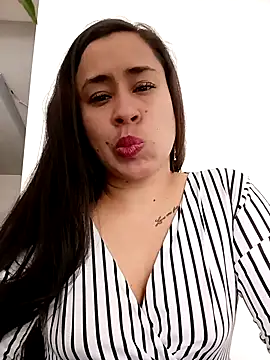 Snapshot of kamila_lovee chatting on 09-24-25, 06:55 kamila lovee online show from 09-24-25, 06:55