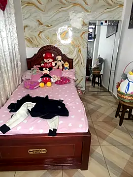 kendall morry online show from 10-04-25, 05:27