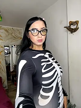 kendall morry online show from 10-16-25, 04:13