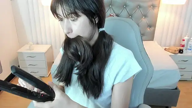 mia vanucci1 online show from 03-04-25, 04:06