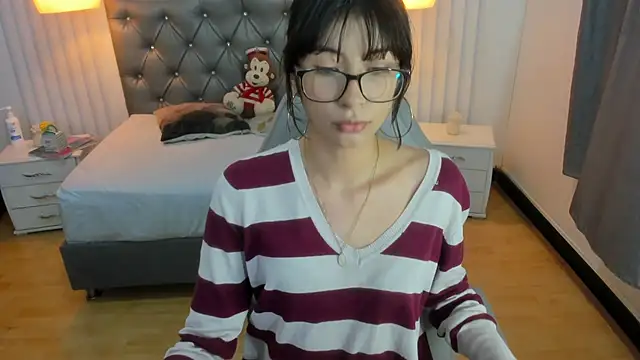 mia vanucci1 online show from 03-08-25, 04:01