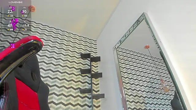 Snapshot of CALANTHELOVE1 chatting on 02-20-25, 05:44 CALANTHELOVE1 online show from 02-20-25, 05:44