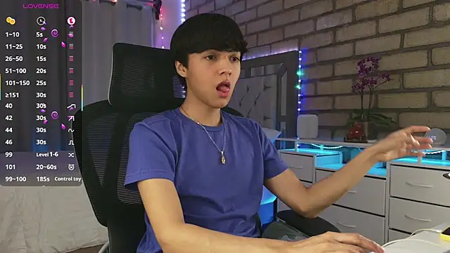 Snapshot of biel_biel chatting on 02-28-25, 05:26 biel biel online show from 02-28-25, 05:26