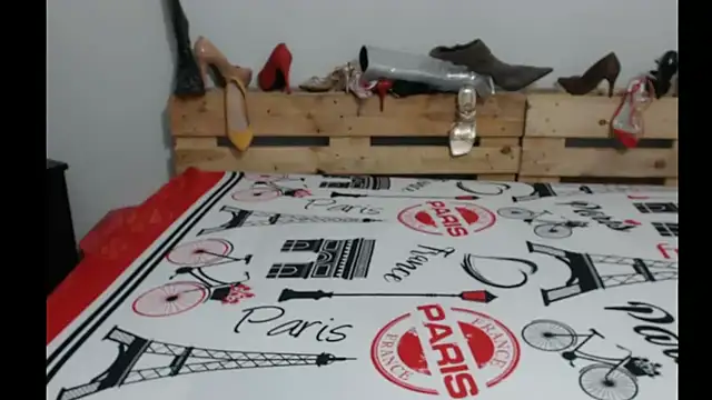 Lunasquirt1985 online show from 03-03-25, 02:15