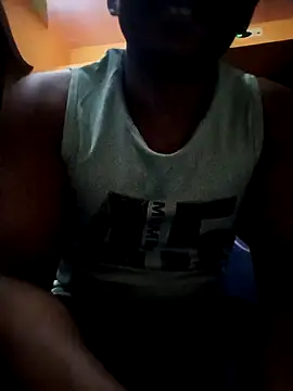 Snapshot of bigcock_thick chatting on 10-18-25, 01:45 bigcock thick online show from 10-18-25, 01:45